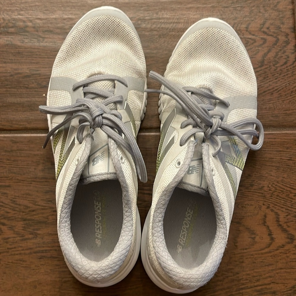 Women’s new balance response sneakers